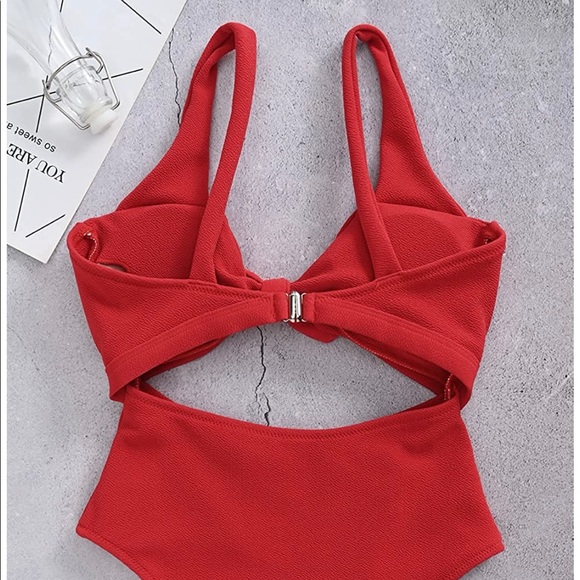 One piece swimwear - Picture 6 of 7